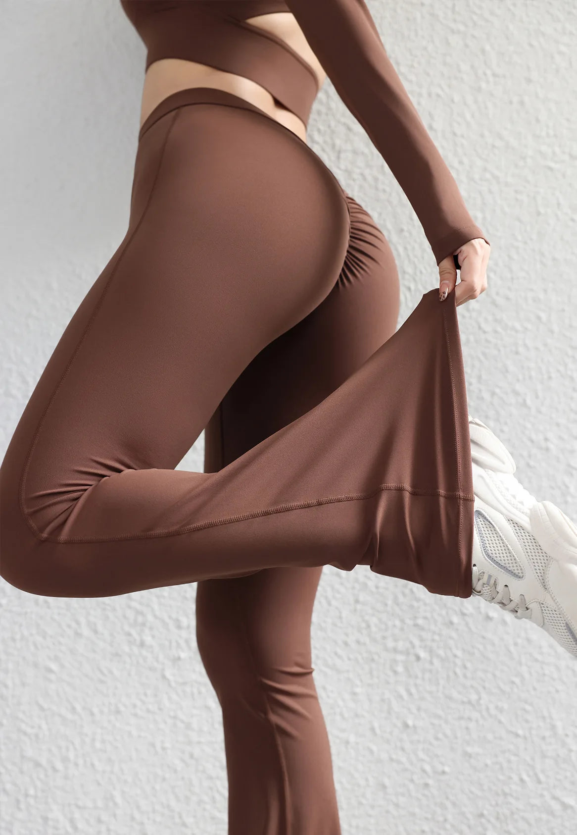 Athletic Fitness Sports Gym Workout High Quality Yoga Pants V Back Scrunch Butt Yoga Leggings for Women