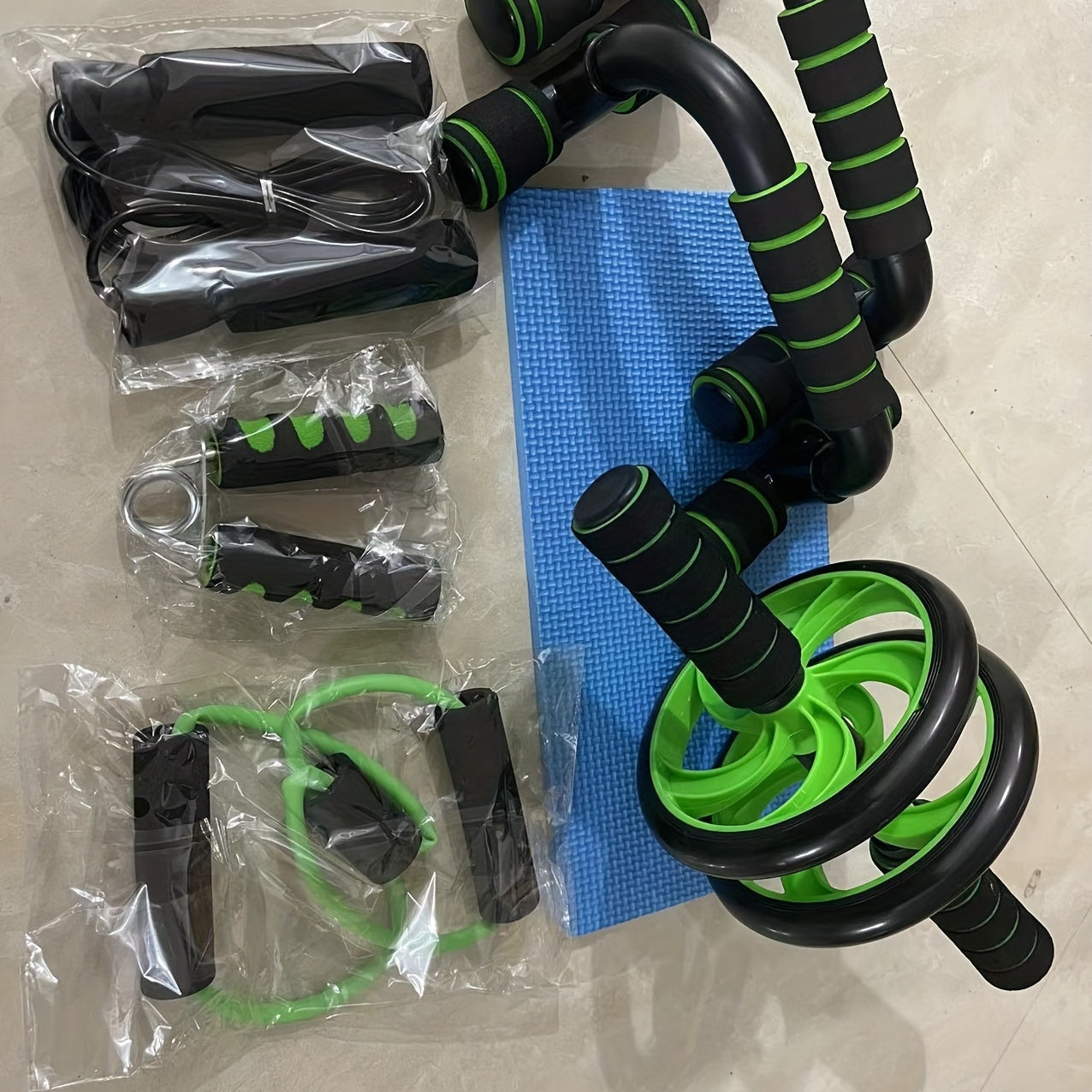 7pcs/set Complete Ab Workout Set With Push-up Stand, Ab Wheel, Mini Mat, Resistance Band, Jump Rope & Hand Gripper - Strengthen Core, Build Muscle, Burn Fat - For Men & Women - Suitable for Home & Gym Workouts - Perfect Gift